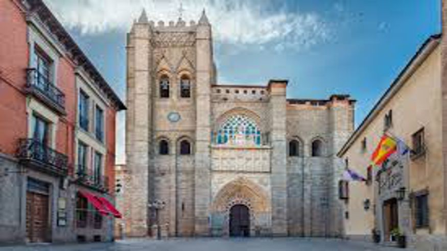 Tour por la Catedral de Ávila y la muralla Imagen de portada