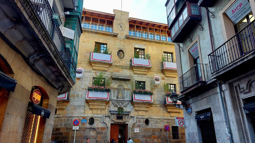 Tour por el Casco Viejo de Bilbao y la basílica de Begoña Imagen de portada