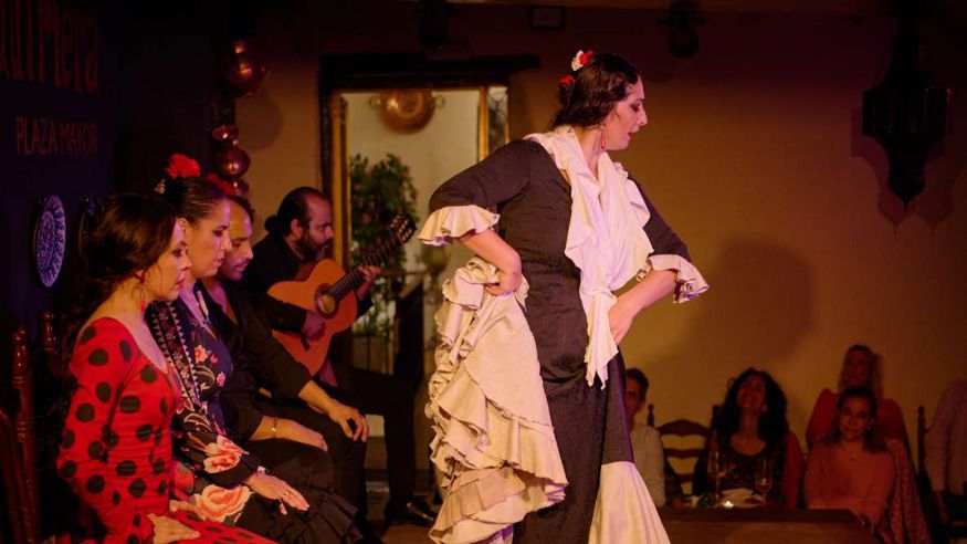 Madrid: Espectáculo Flamenco La Quimera con Opción de Cena y Copas Imagen de portada