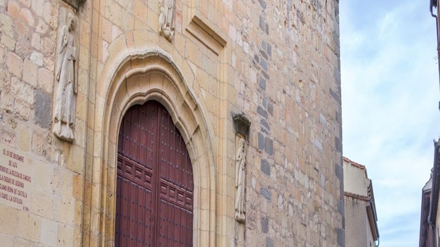  Iglesia  San Miguel - Segovia Imagen de portada