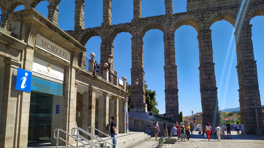 Centro de Recepción de Visitantes - Segovia Imagen de portada