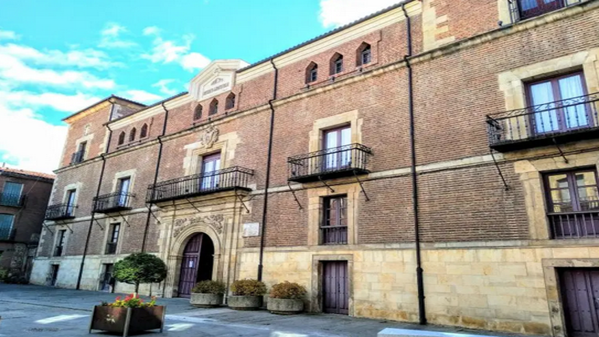 Casonas y palacios del Casco Histórico de León Imagen de portada