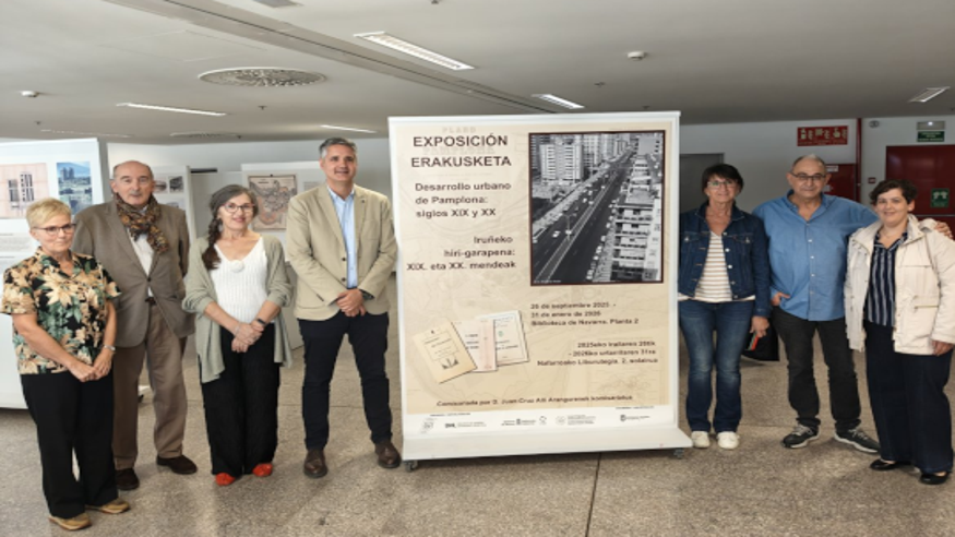 "Desarrollo Urbano de Pamplona. Siglos XIX y XX" Imagen de portada