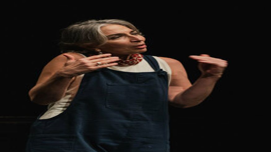 Magda Labarga - Cuentos: En medio de la vida Imagen de portada