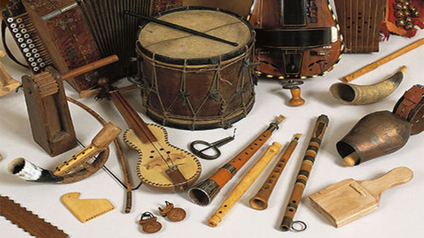 Soinuenea, Herri Musikaren txokoa (exposición permanente) Imagen de portada