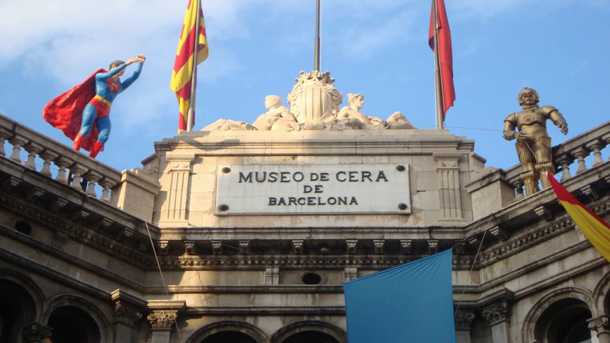 Entrada al Museo de Cera de Barcelona Imagen de portada