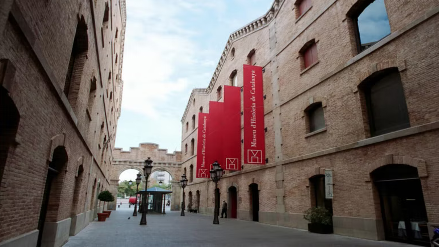 Entrada al Museo de Historia de Cataluña Imagen de portada