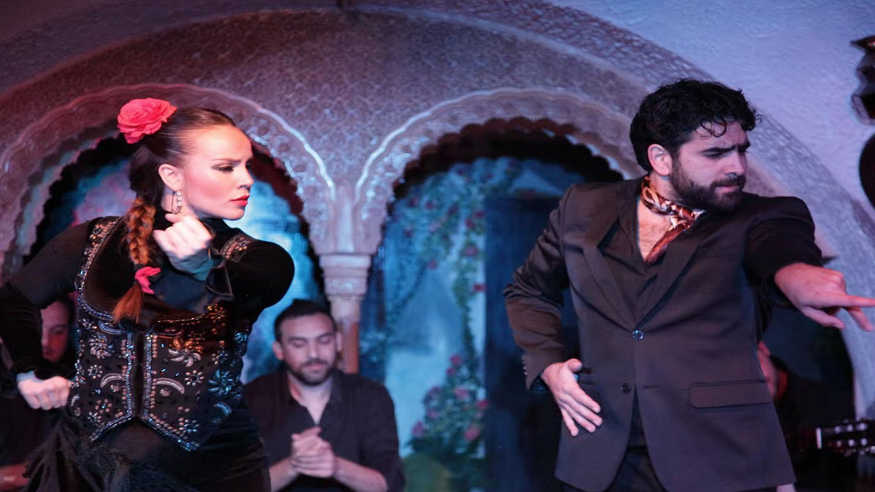 Espectáculo flamenco en el Tablao Cordobés Imagen de portada