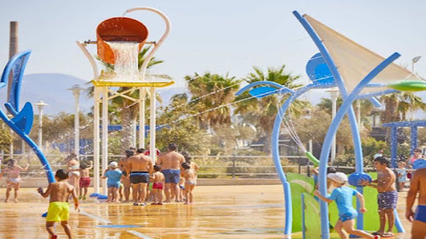 Parque de Agua en la Playa de Málaga Imagen de portada