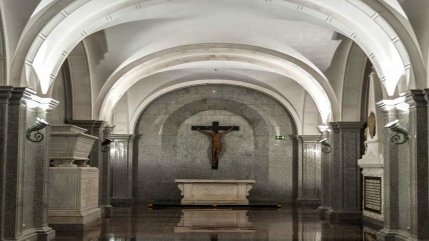 Cultura / Arte - Museos y monumentos - Religión -  Panteón de los Sevillanos Ilustres - Iglesia de la Anunciación (Sevilla) - SEVILLA