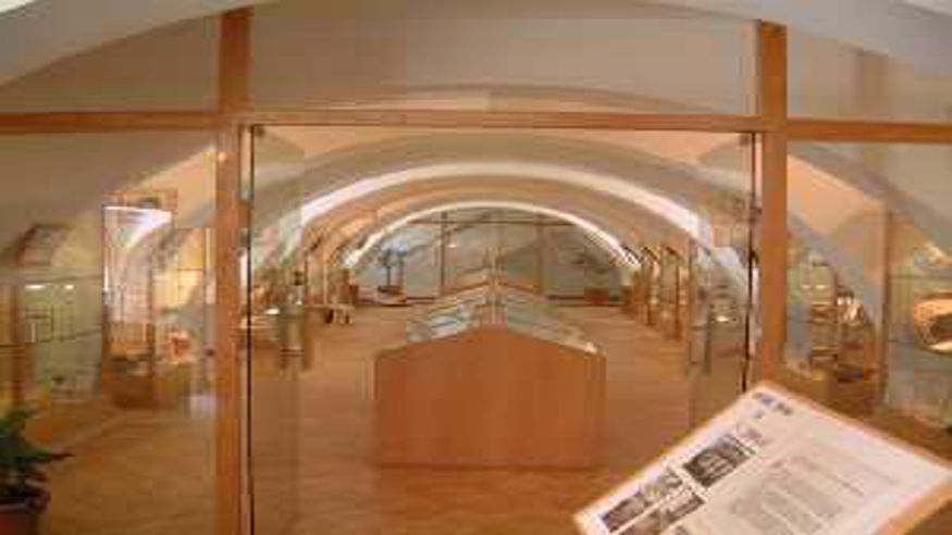 Museos y monumentos -  Museo Arqueológico La Encomienda  - CALASPARRA