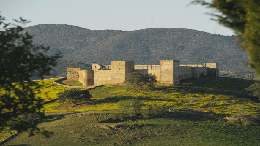 Cultura / Arte - Museos y monumentos - Sociedad -  Castillo del Real de la Jara - REAL DE LA JARA (EL)