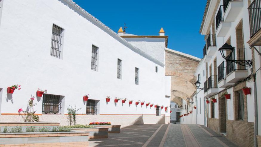 Cultura / Arte - Museos y monumentos - Religión -  Callejón y Convento de las Monjas - LEBRIJA