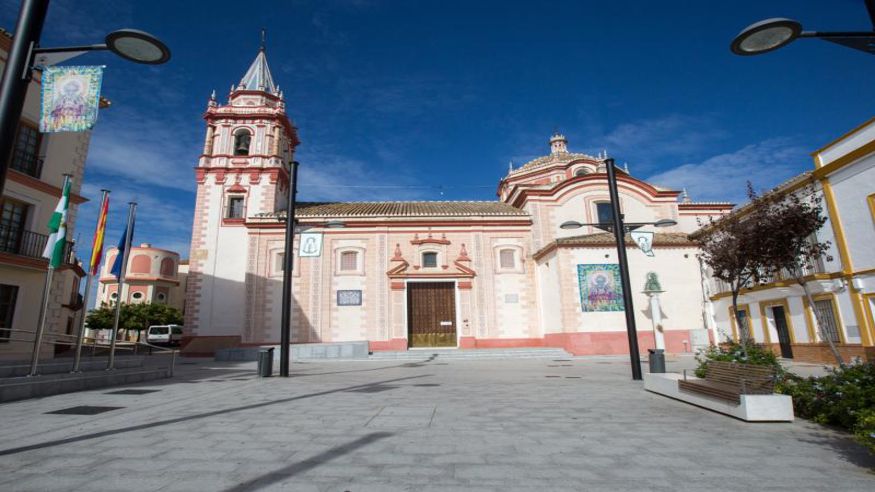 Cultura / Arte - Museos y monumentos - Religión -  Iglesia Parroquial de San Martín de Tours (Bollullos de la Mitación) - BOLLULLOS DE LA MITACION