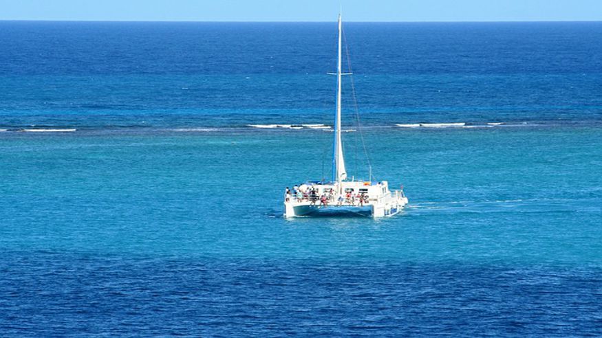 Otros cultura y arte - Deportes agua - Deportes aire libre -  Paseo en catamarán por la costa de Puerto Rico - PUERTO RICO