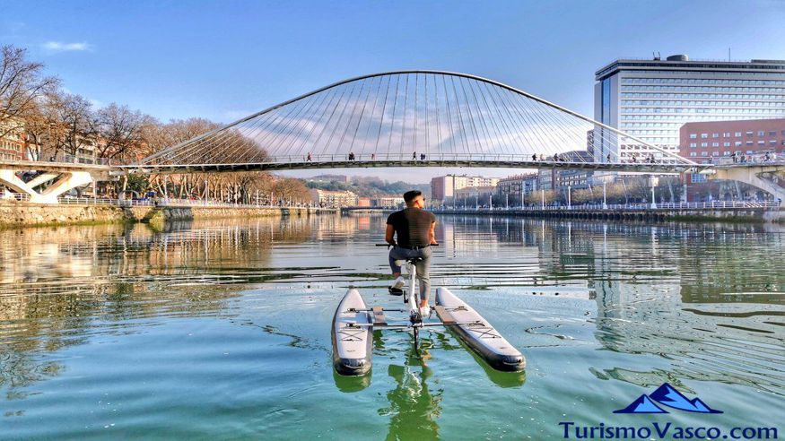 Deportes agua - Motonáutica - Ruta cultural -  Tour en bicicleta acuática por la Ría de Bilbao - GETXO