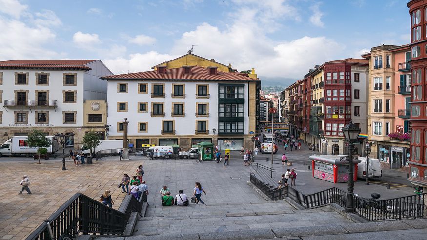 Catas - Restauración / Gastronomía - Ruta cultural -  Plaza Miguel Unamuno - BILBAO