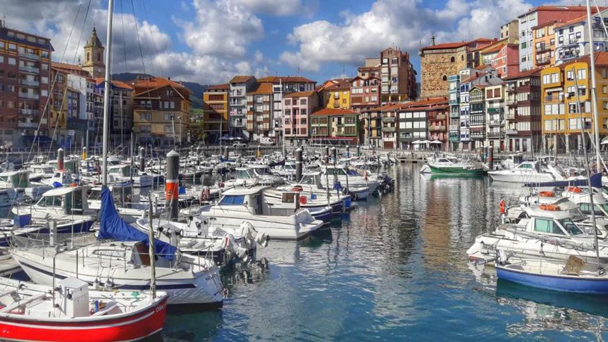 Ruta cultural -  Desde Bilbao: Puente de Vizcaya, Gaztelugatxe, Bermeo y Guernica - BILBAO