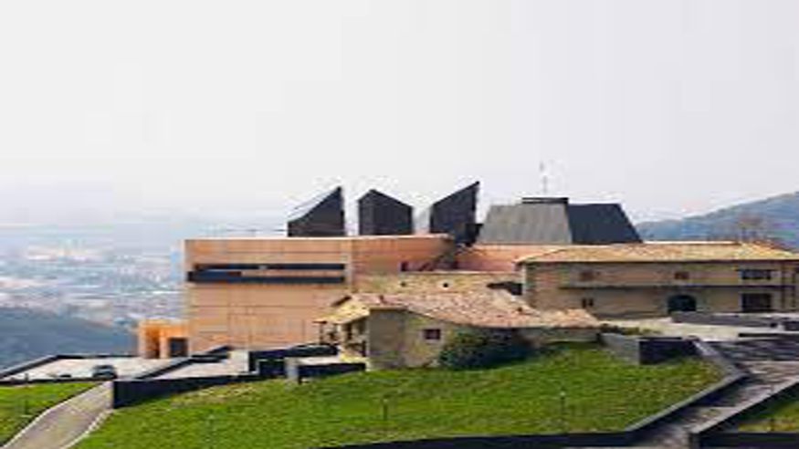 Cultura / Arte - Museos y monumentos - Pintura, escultura, arte y exposiciones -  Fundación Museo Jorge Oteiza (ALZUZA) - ALZUZA