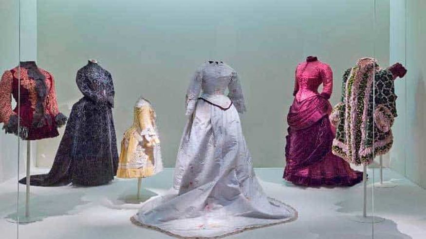 Cultura / Arte - Museos y monumentos - Otras aficiones con animales -  Museo del Traje. CIPE - MADRID