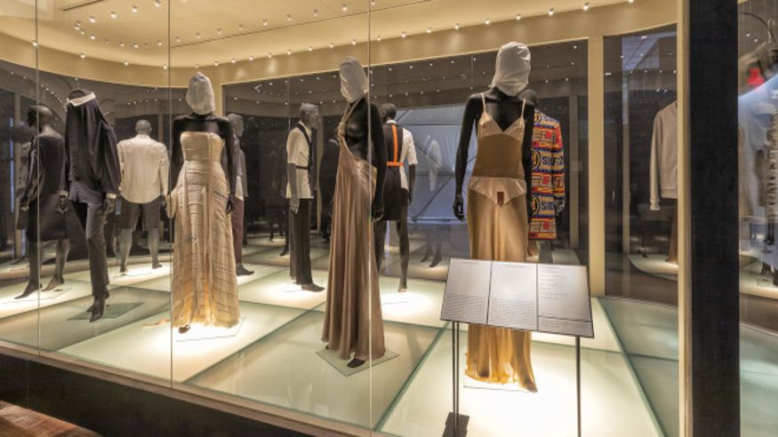 Cultura / Arte - Museos y monumentos - Otras aficiones con animales -  Museo del Traje. CIPE - MADRID