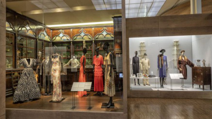 Cultura / Arte - Museos y monumentos - Otras aficiones con animales -  Museo del Traje. CIPE - MADRID