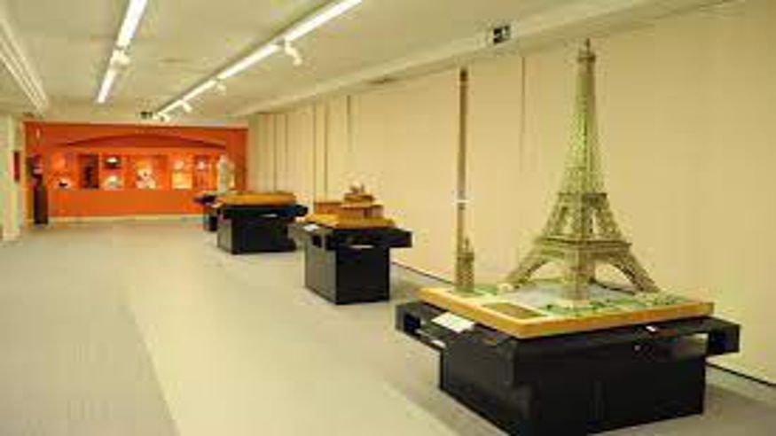 Cultura / Arte - Museos y monumentos - Pintura, escultura, arte y exposiciones -  Museo Tiflológico de la ONCE - MADRID