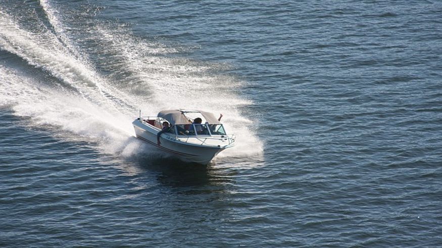 Vela - Deportes agua - Ruta cultural -  Alquiler de barco sin licencia en Fornells (MENORCA) - FORNELLS