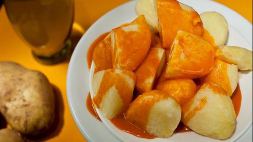 Catas - Otros gastronomía - Restauración / Gastronomía -  Pedirte una ración de bravas en Las Bravas  - MADRID