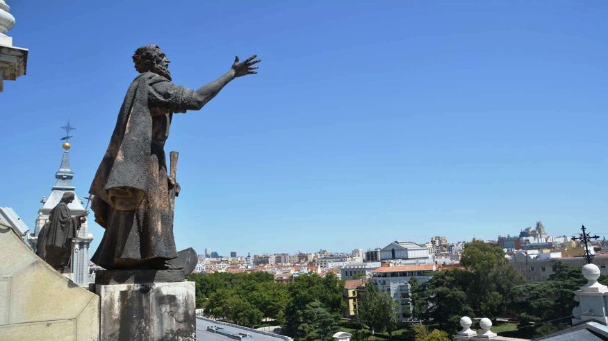 Fotografía - Otros gastronomía - Ruta cultural -   La cúpula de la catedral de la Almudena - MADRID