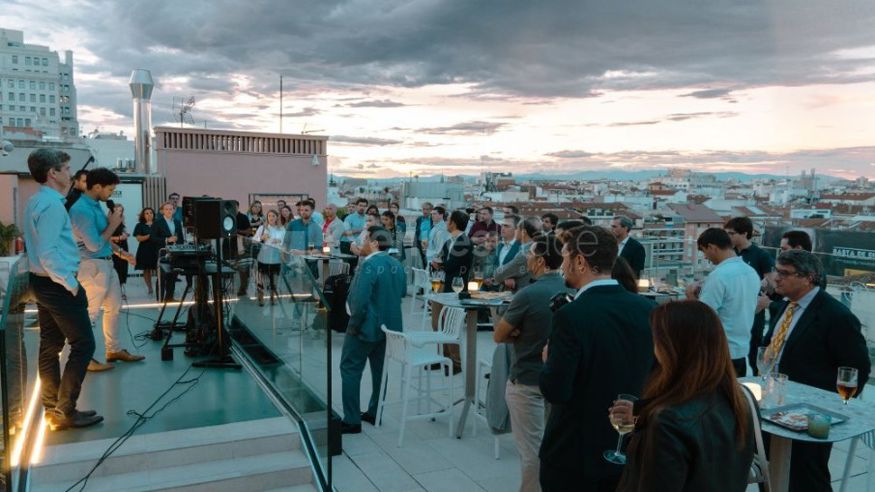 Otros gastronomía - Aficiones - Ruta cultural -  Osadía terraza Azotea Sky Bar - MADRID