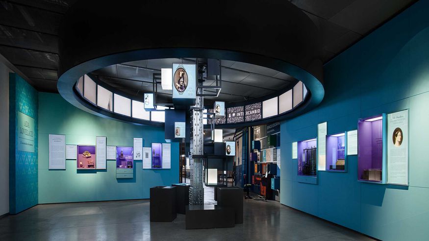 Talleres - Pintura, escultura, arte y exposiciones - Ruta cultural -   talleres gratuitos del Espacio Fundación Telefónica - MADRID