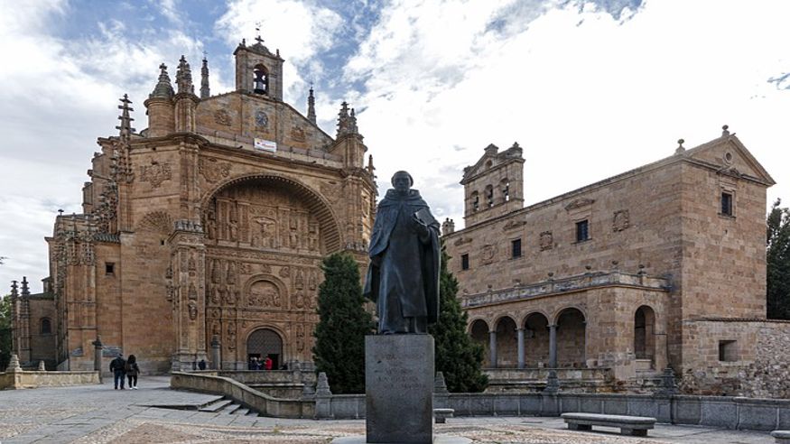 Museos y monumentos - Ruta cultural - Religión -  Visita guiada por el convento de San Esteban - SALAMANCA