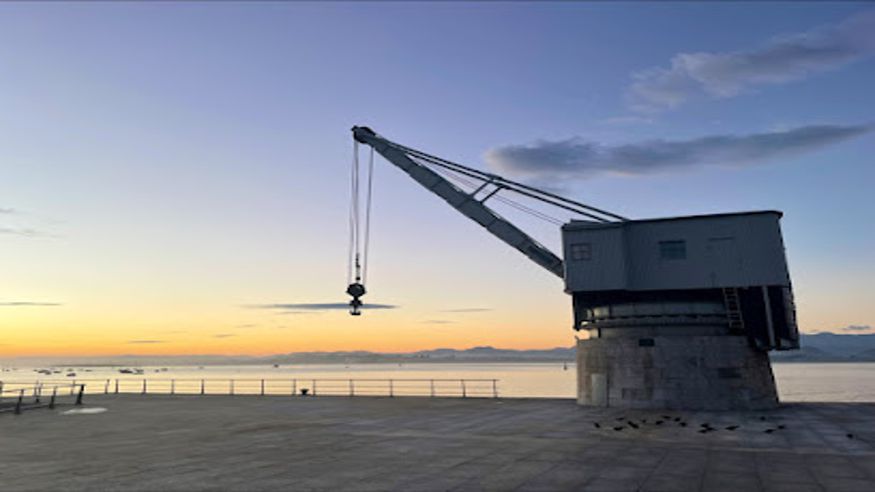 Cultura / Arte - Museos y monumentos - Ruta cultural -  Grúa de Piedra - La Machina - SANTANDER