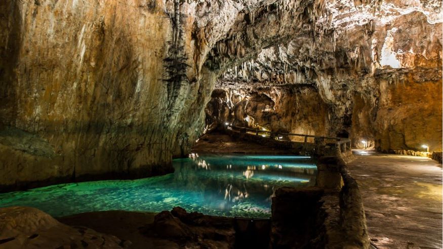 Espeleología - Ruta cultural -  Excursión a la Cueva de Valporquero - LEON