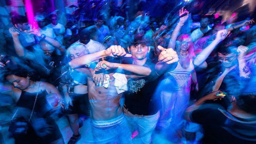 Otros baile - Discotecas - House, disco y techno -  Puro Reggaeton Closing Party - Es Paradis 2024 - SANT ANTONI