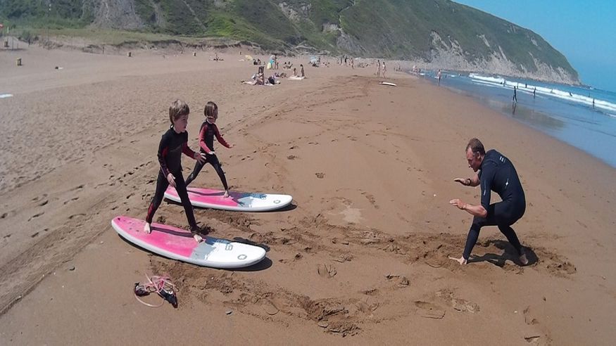 Surf -  Surfeando en Getxo - GETXO