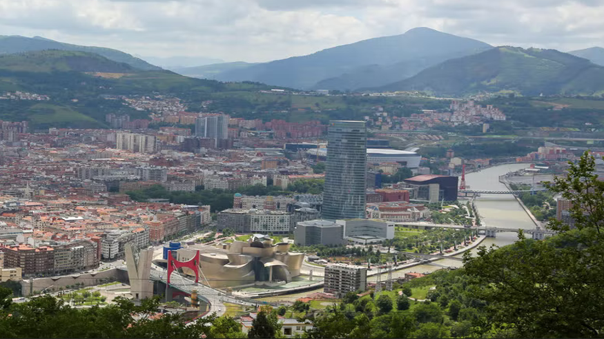 Ruta cultural -  Tour por el Casco Viejo de Bilbao + Funicular de Artxanda - BILBAO
