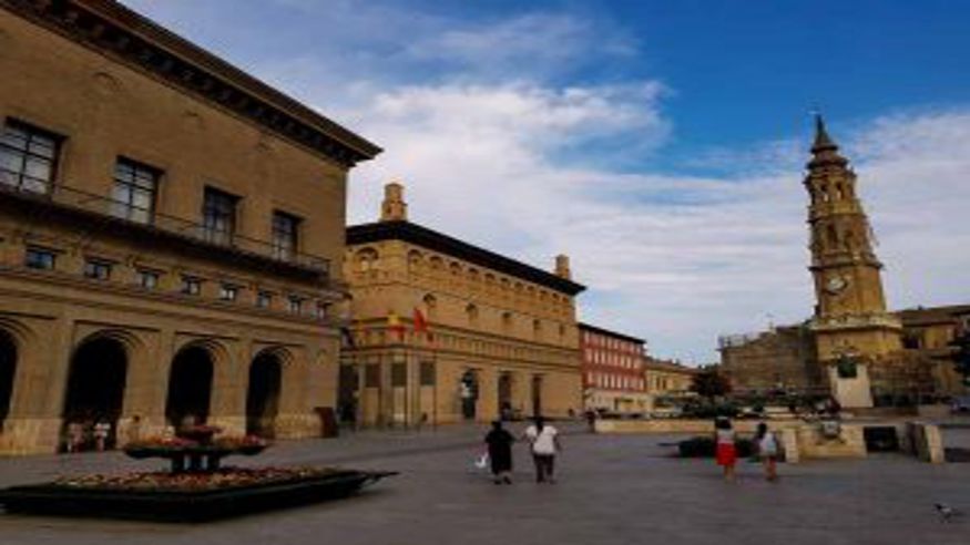 Cultura / Arte - Museos y monumentos - Pintura, escultura, arte y exposiciones -  La Lonja - Zaragoza - ZARAGOZA