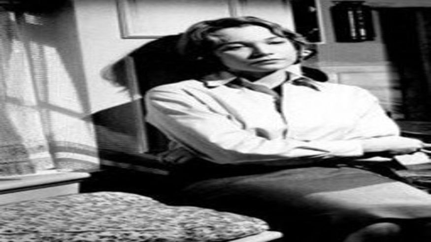 Cine -  LA GOLFA EN NAVIDAD · LA CALUMNIA - SEVILLA