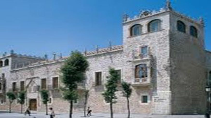 Museos y monumentos -  Casa del Cordón - BURGOS