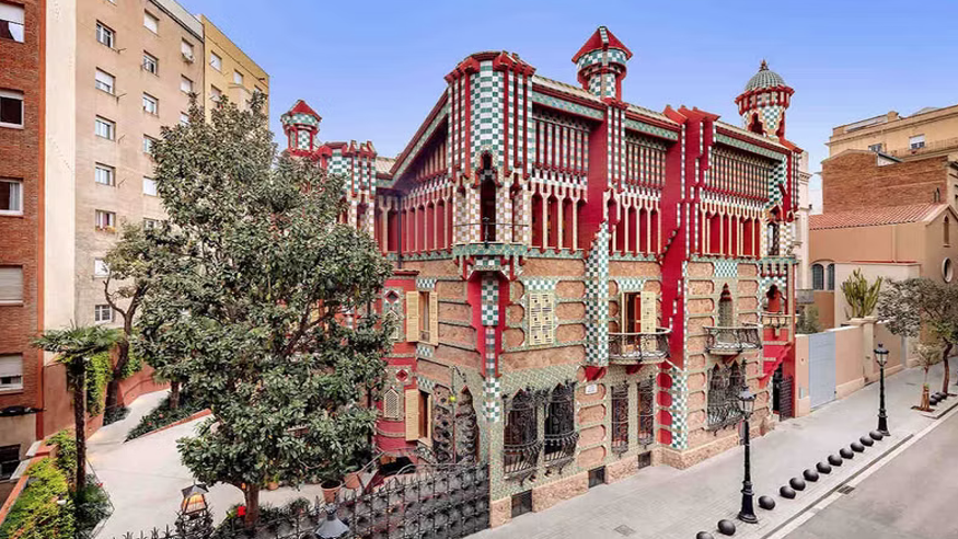 Cultura / Arte - Museos y monumentos - Ruta cultural -  Entrada a la Casa Vicens - BARCELONA