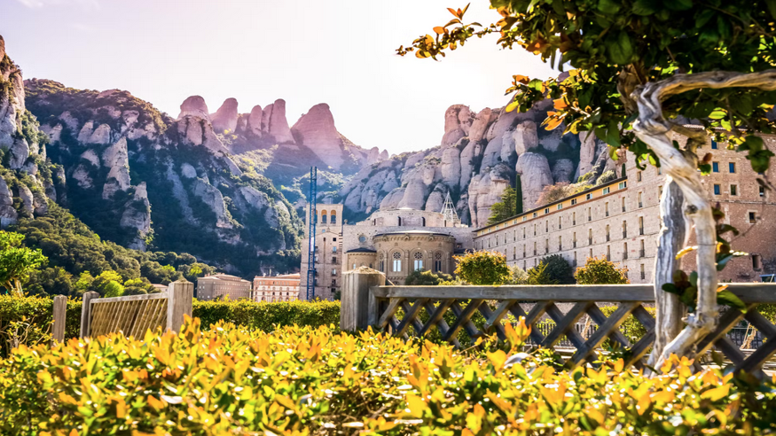 Cultura / Arte - Museos y monumentos - Ruta cultural -  Montserrat por libre en autobús - BARCELONA