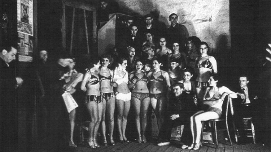 Cultura / Arte - Ruta cultural - Noche / Espectáculos -  Ruta nocturna por Barcelona - BARCELONA