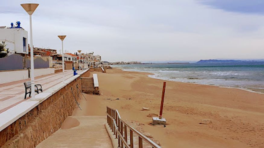 Deportes agua - Vóleibol - Paddle surf -  Playa de la Torre de Piles - PILES