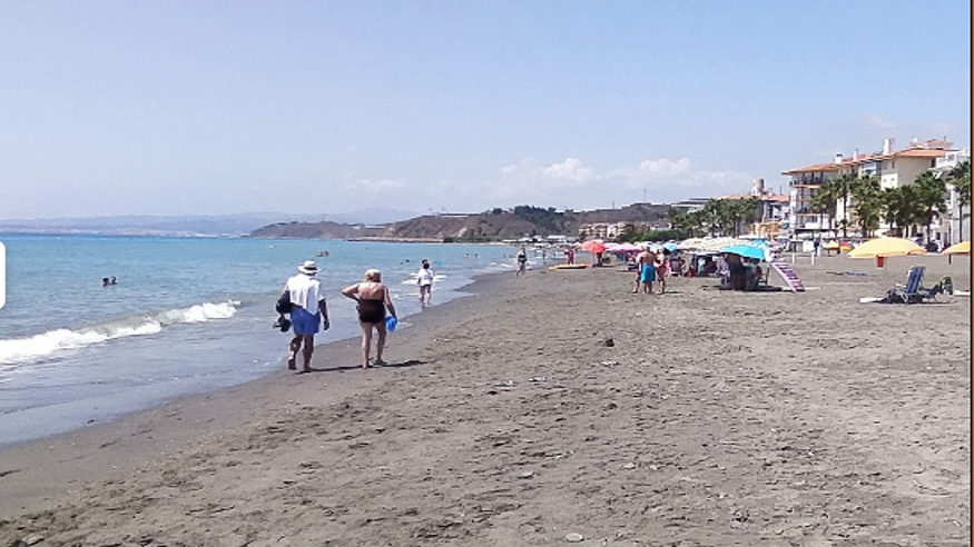 Infantil / Niños - Deportes agua - Cometas -  Playa de El Morche - MÁLAGA