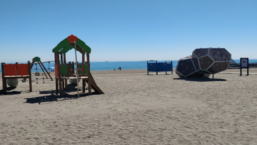 Parques - Infantil / Niños - Deportes agua -  Playa Carniceros - MÁLAGA