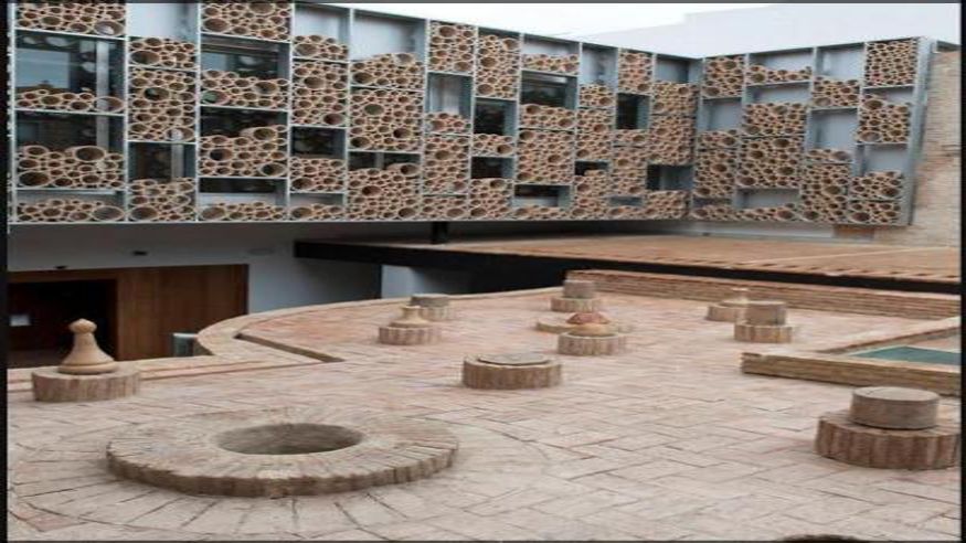 Cultura / Arte - Museos y monumentos - Pintura, escultura, arte y exposiciones -  Centro Cerámica Triana - SEVILLA